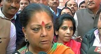 'I feel insulted': Raje slams Sharad Yadav for body shaming her