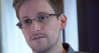 Putin grants Russian citizenship to Snowden: Report