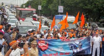 Maratha quota: Maha govt pleads before larger SC bench