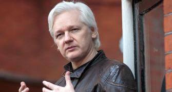WikiLeaks founder Assange arrested in UK