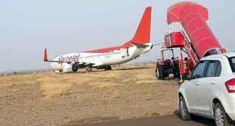 SpiceJet plane veers off runway; pilots suspended