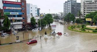 5 dead as heavy rain batters Vadodara, 5,700 evacuated