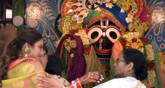 Mamata, Nusrat Jahan attend ISKCON Rath Yatra