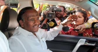 Efforts to mollify rebel Karnataka Cong MLAs fail
