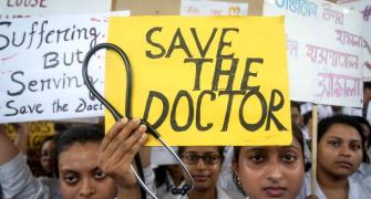 'Doctors must not be harmed by mobs'
