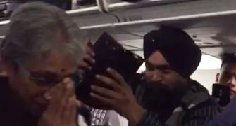 Watch: Abhinandan's parents receive standing ovation in flight