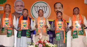 Jharkhand: Mobile for farmers, jobs in BJP manifesto