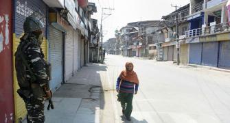 Terrorists seal shops, paste 'LW' posters in Kashmir