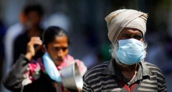 Airborne coronavirus: 'Wear mask for longer time'