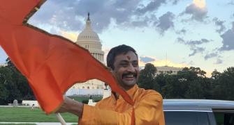 US poll: '2 mn Hindus key voting bloc in swing states'