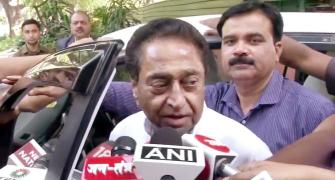 20 ministers resign as Kamal Nath tries to save govt