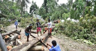 Protests in Kolkata over restoration of power, water