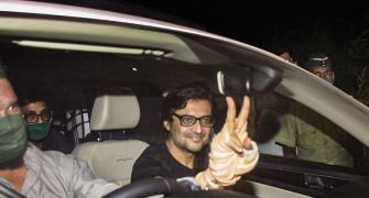Arnab walks out of jail after SC grants interim bail