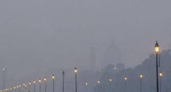 Kejriwal unveils 15-point plan to fight air pollution