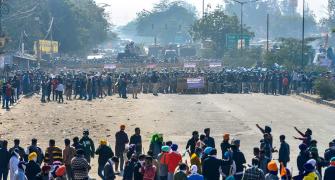 Farmers-police showdown near Delhi border over march