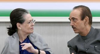 Ghulam Nabi rejects Sonia's offer to lead J-K campaign