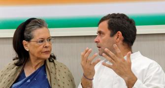 Sonia told to shift out of Delhi in view of pollution