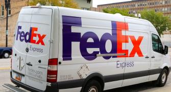 8 people dead after shooting at FedEx unit in US