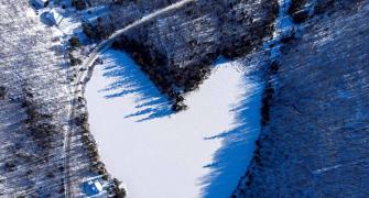 Nature Carves A Frozen Heart