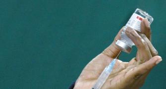 More Indians will take vaccine if politicians do: Poll