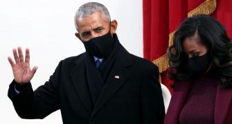 PHOTOS: Obamas, Clintons attend Biden's inauguration