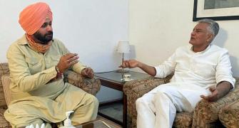Cong won't name CM face for Punjab polls: Jakhar