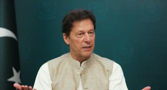 Imran Khan becomes 1st Pak PM to lose no-trust vote