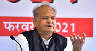 Gehlot stops auction of farmers' lands after uproar