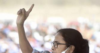 Don't vote Left-Cong: Mamata to 'Marxist friends'