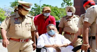 Mayawati won't field mafia, no ticket to Ansari