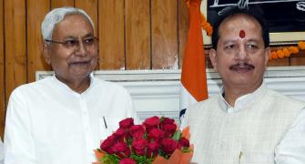 Nitish govt brings no-trust vote against speaker