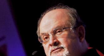Rushdie speaks for 1st time after 'colossal attack'