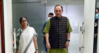 Ex-BJP MP Subramanian Swamy meets Mamata in Kolkata