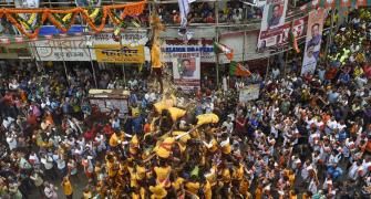 Mumbai: Dahi Handi celebrated after 2 yrs; 12 injured