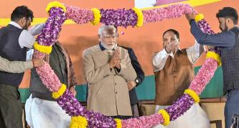 BJP heads for sweep in Gujarat, HP tilting to Cong