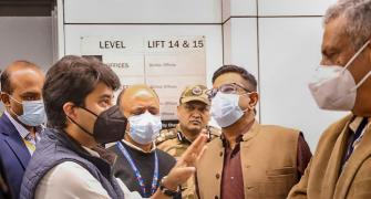 Scindia visits Delhi airport amid chaos complaints