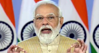 Indian students going abroad: PM nudges private sector