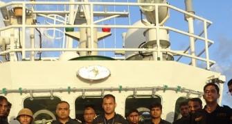 Pak boat with 10 crew apprehended off Guj coast