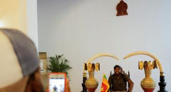 Protesters clash inside Lankan PM's house, 10 hurt