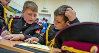 Ukraine: Students Write To Soldiers