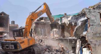 Strictly follow due procedure: SC on UP demolitions