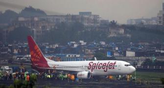 Patna-Delhi SpiceJet flight catches fire mid-air