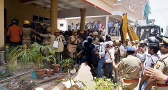 Demolitions in Kanpur, Prayagraj as per law: UP to SC