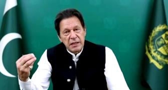 I won't resign, will play till last ball: Imran Khan