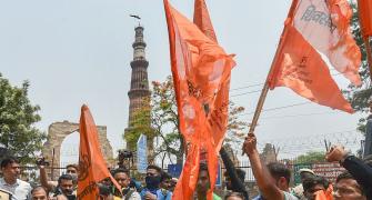 Right-wing outfit holds protest to rename Qutub Minar