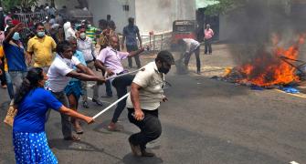 SEE: Mobs Run Amuck In Colombo