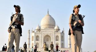 4 tourists booked for offering namaz at Taj Mahal