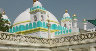 Aurangzeb's tomb should be destroyed: MNS leader