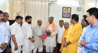BJP gets a boost as JD-S's Horatti crosses over
