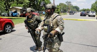 3 killed in US mall shooting, gunman shot dead